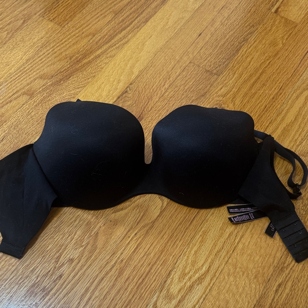 Black VS Bra 34DD